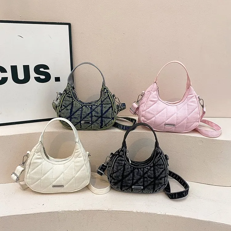 Tas Selempang Wanita Bahan PU Sintetis Tekstur Halus Grosir