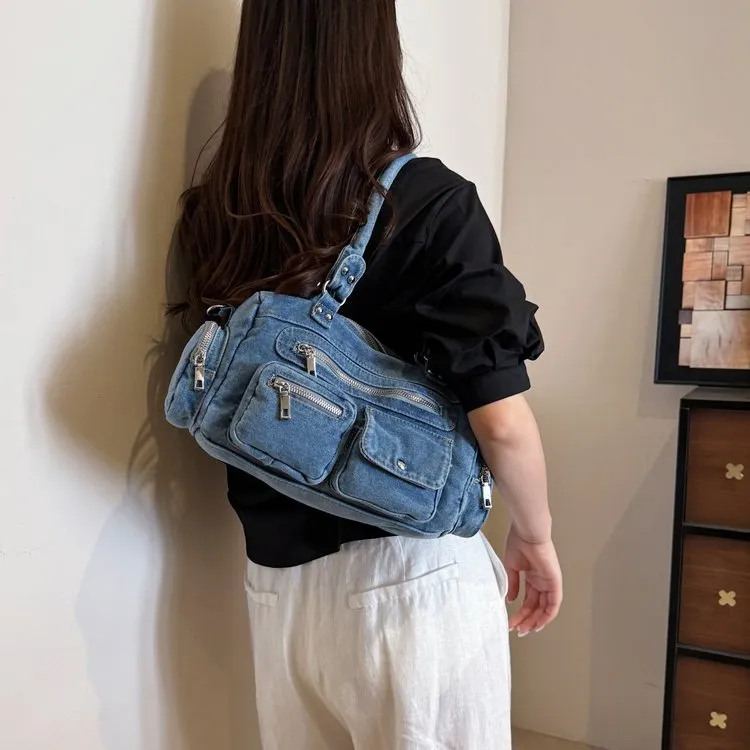 Tas Selempang Wanita Bahan PU Sintetis Tekstur Halus Grosir