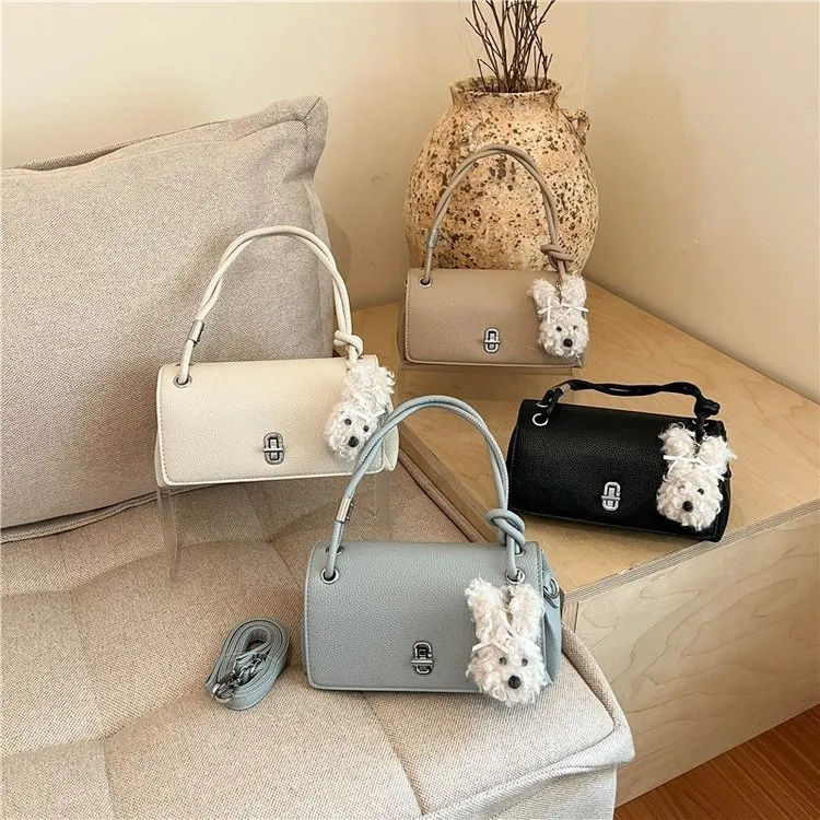 Tas Selempang Wanita Bahan PU Sintetis Tekstur Halus Grosir