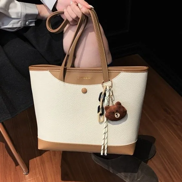 Tas Selempang Wanita Bahan PU Sintetis Tekstur Halus Grosir
